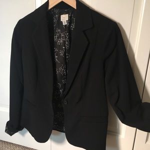 A New Day EUC classic black one-button blazer.